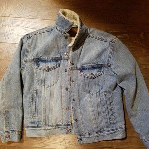 Levis Ex-Boyfriend sherpa trucker jacket
